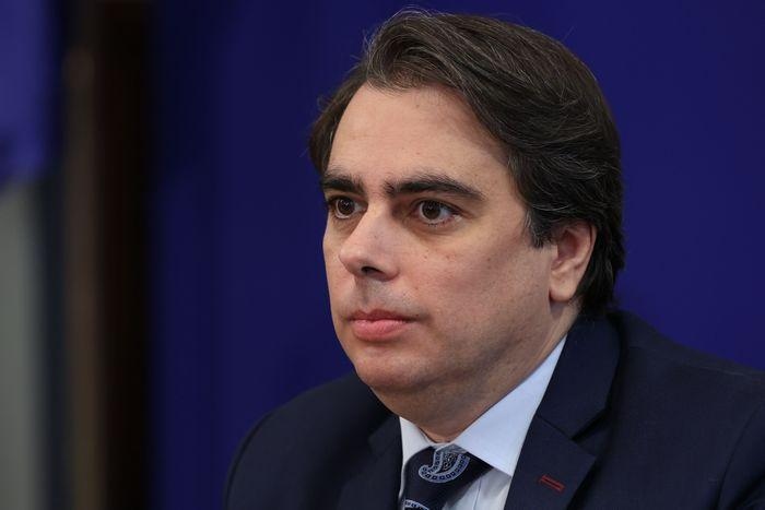 Избори и политически искри Коментарът на Асен Василев от новия